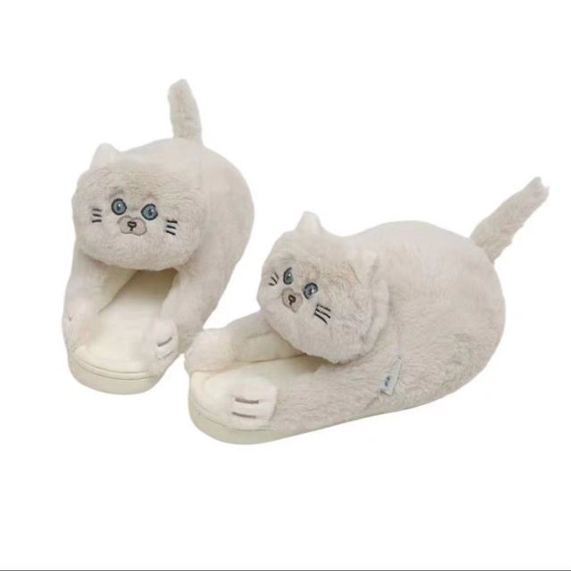 Cuddly Hug Cat Slippers